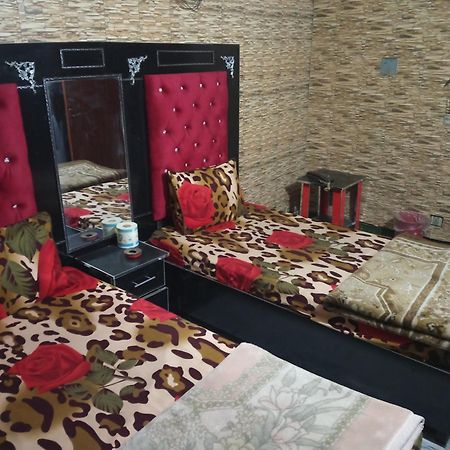 New Taj Family Hotel Lahore Luaran gambar