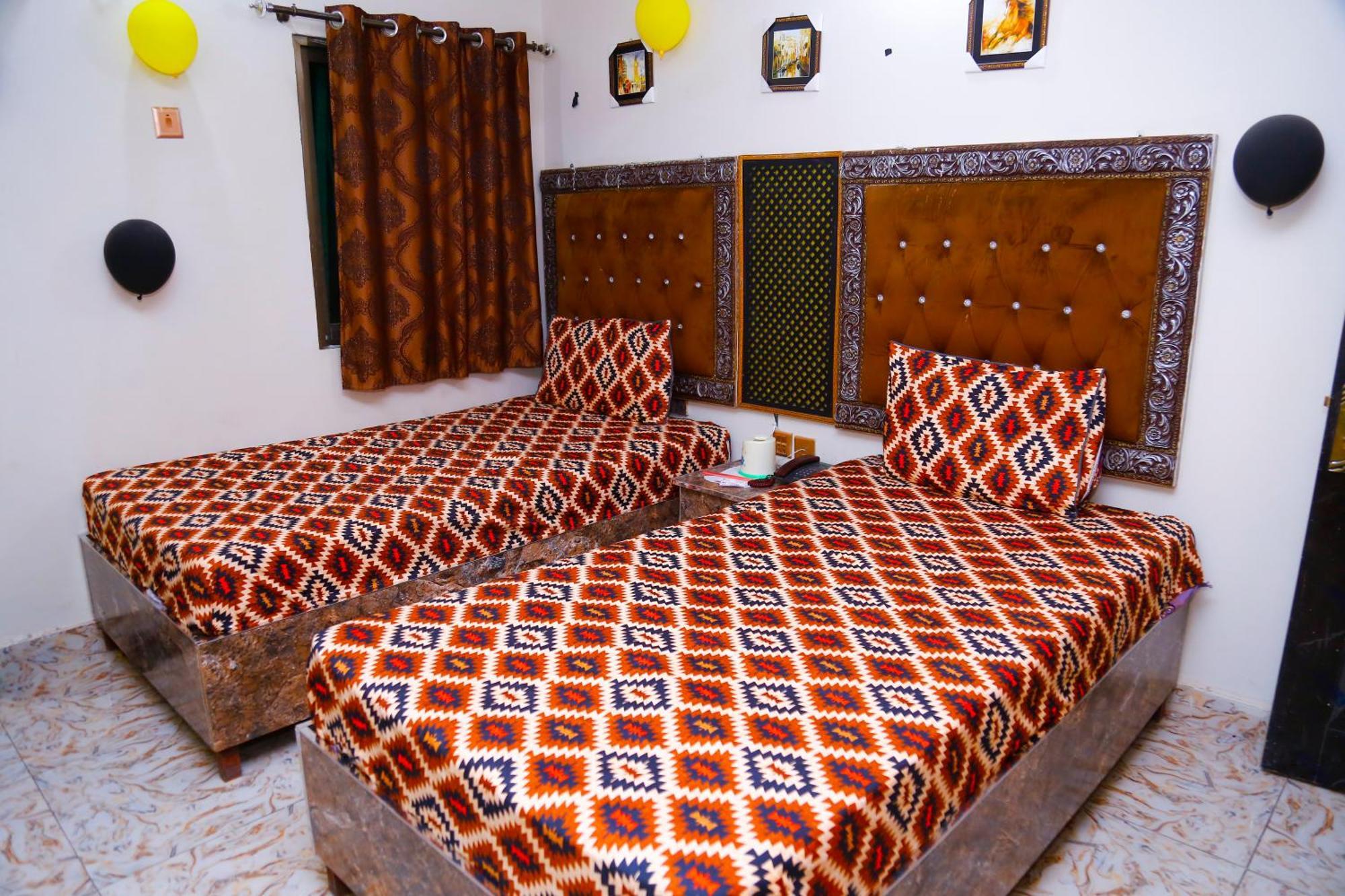 New Taj Family Hotel Lahore Luaran gambar